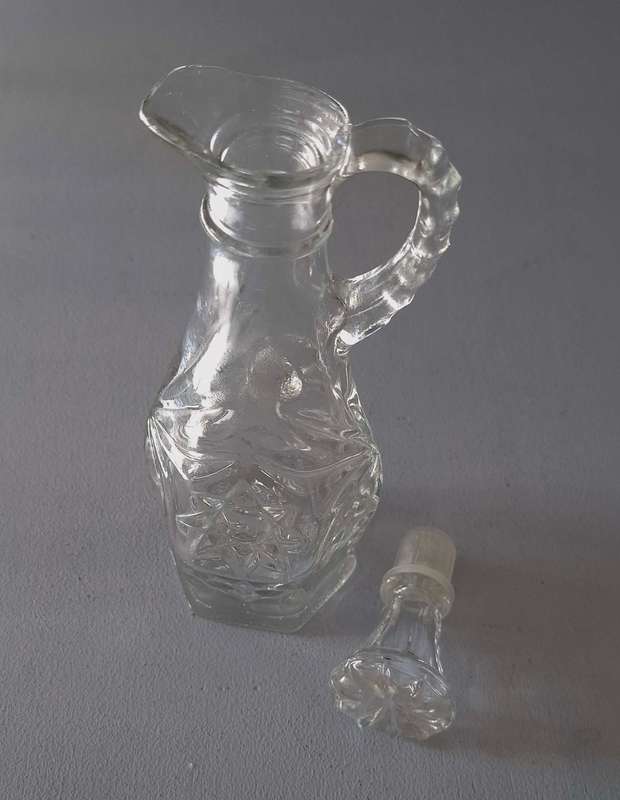 Anchor Hocking Glass Vinegar/Oil Jug