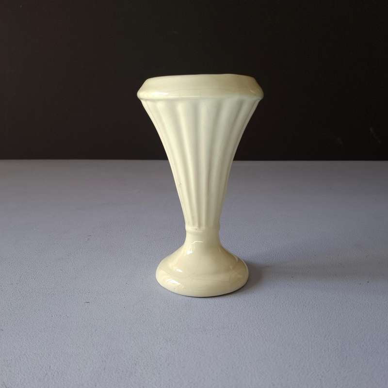 Vintage Light Yellow/Lime Ice Cream Vase