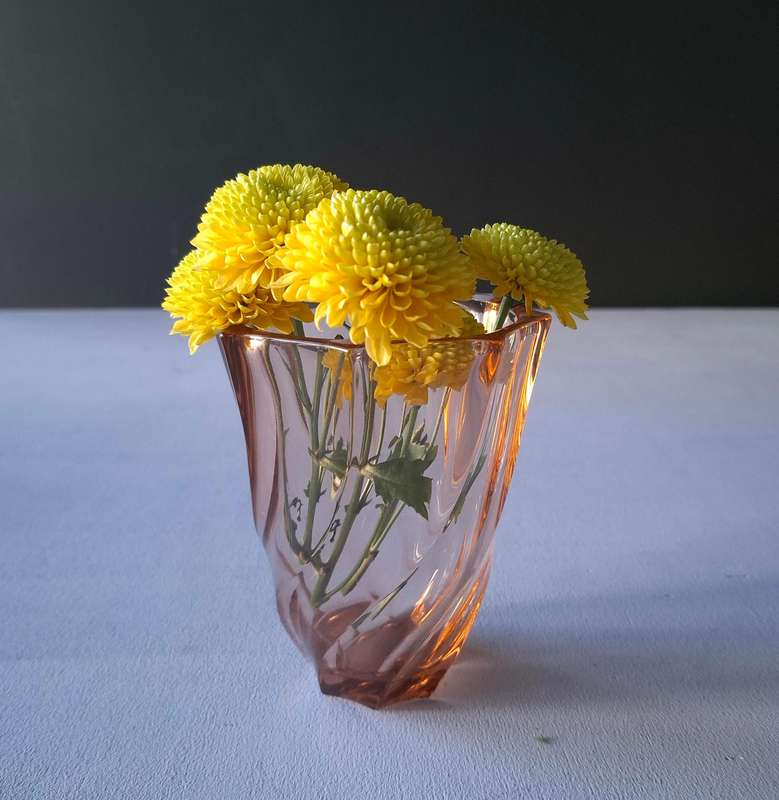 Art Deco French Pink Glass Vase with Swirls