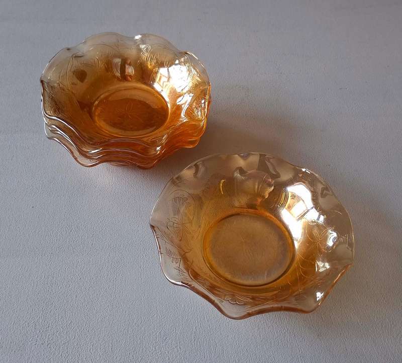 Vintage Jeannette Glass Floragold Iridescent Louisa Bowls