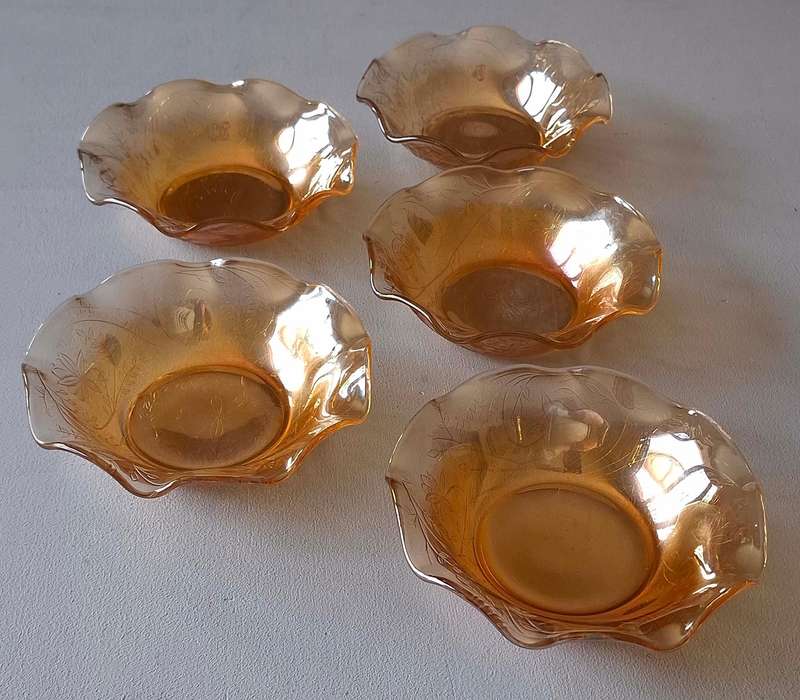 Vintage Jeannette Glass Floragold Iridescent Louisa Bowls