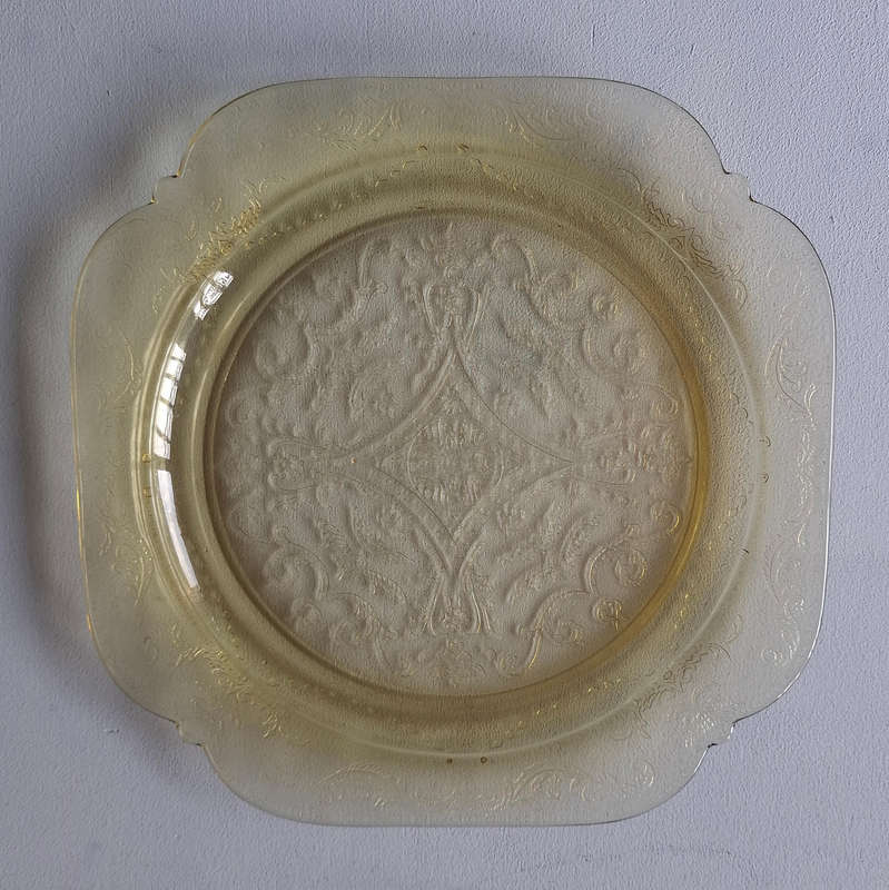 Vintage Indiana Glass Recollection Yellow Amber Plate