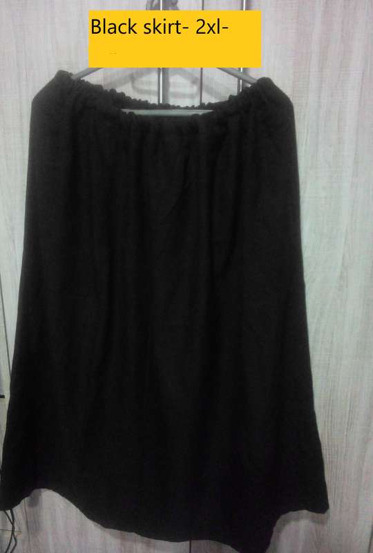 black skirt 2xl