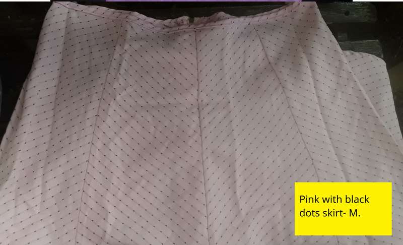 light pink dot skirt- Medium