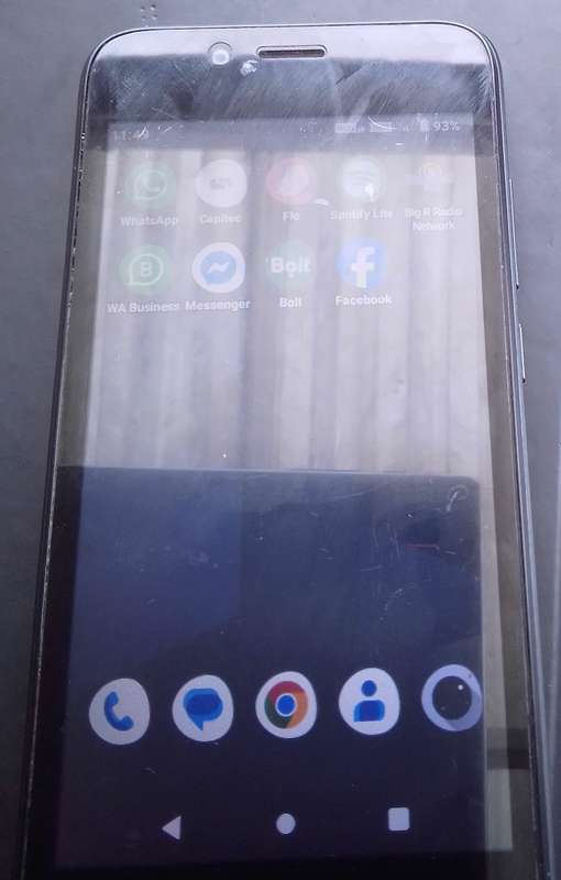 Mobicel F40- 4gb ram- 5"