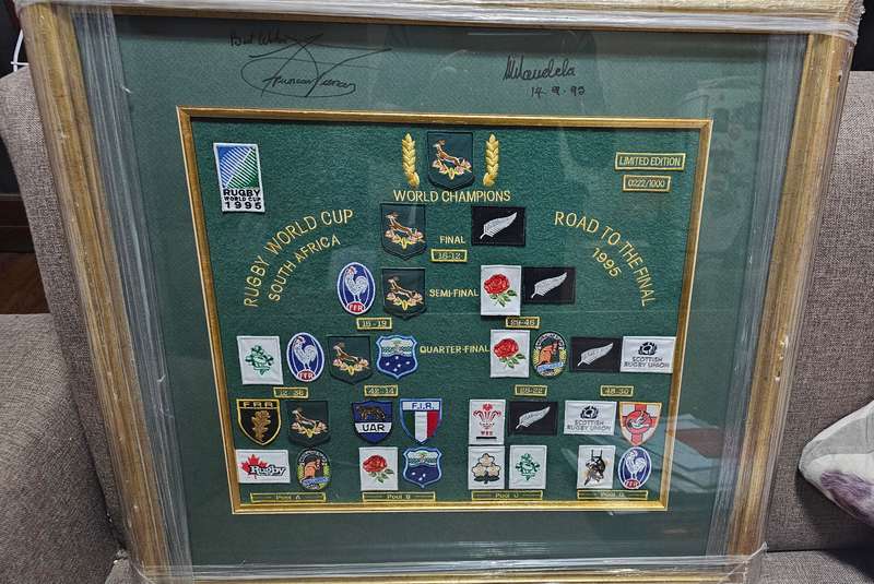 Rugby World Cup 1995 Final Badge Set signed Mandela and Pienaar