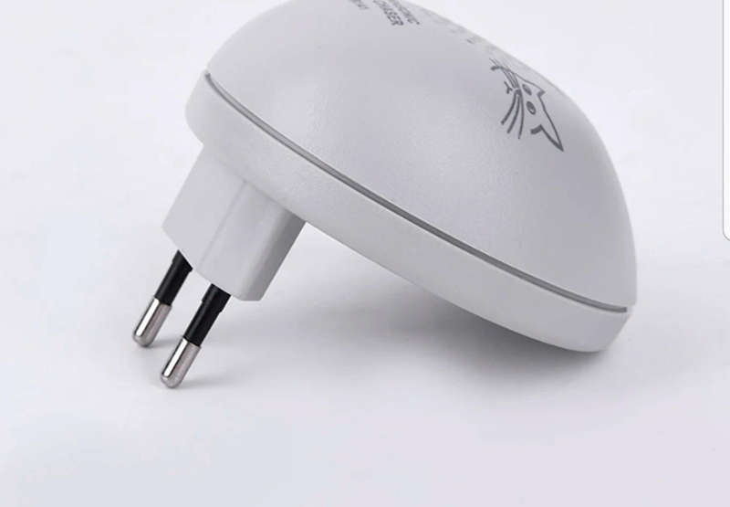 Electronic Ultrasonic Rodent/mouse/rat repeller