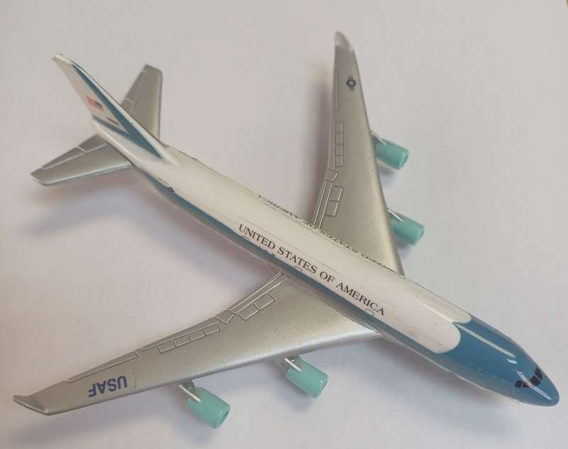 USAF - "AIR FORCE 1" - BOEING 747-200 SCALE 1:500 DIE CAST MODEL