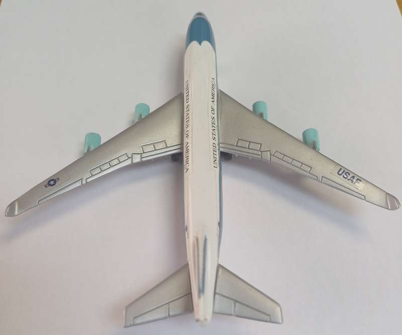 USAF - "AIR FORCE 1" - BOEING 747-200 SCALE 1:500 DIE CAST MODEL