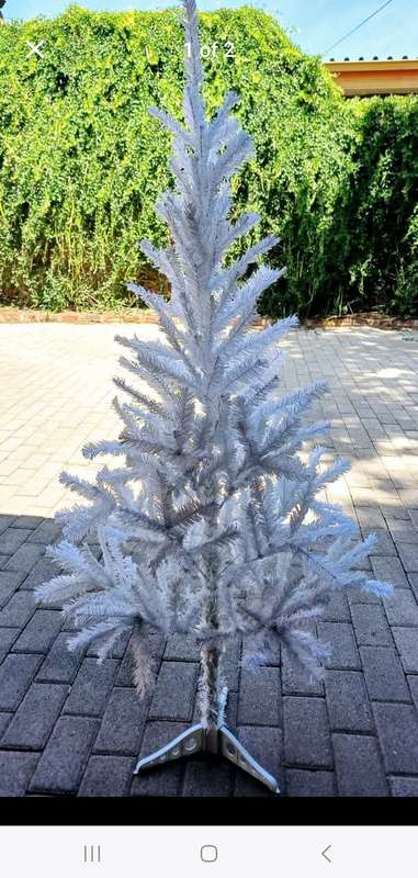 WHOLESALE PINE DESIGN CHRISTMAS TREES - WHITE - 1.5M - BOXED