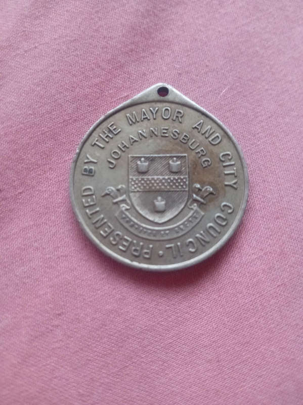 16 DEC 1949 voortrekker monument medallion