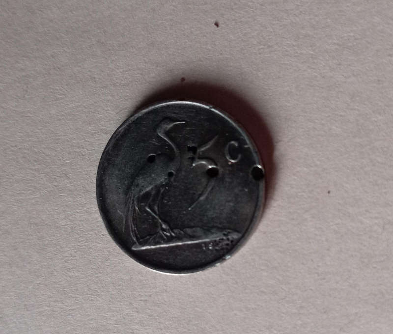 RSA 5 cent coin 1985 - Rare blistering error, collectors rare item, must have!