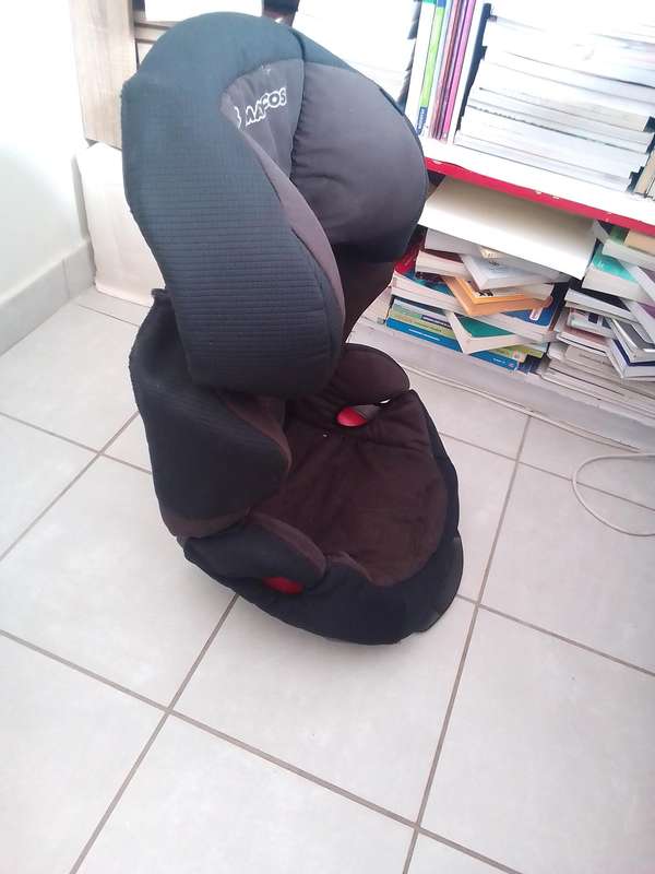 Baby car booster