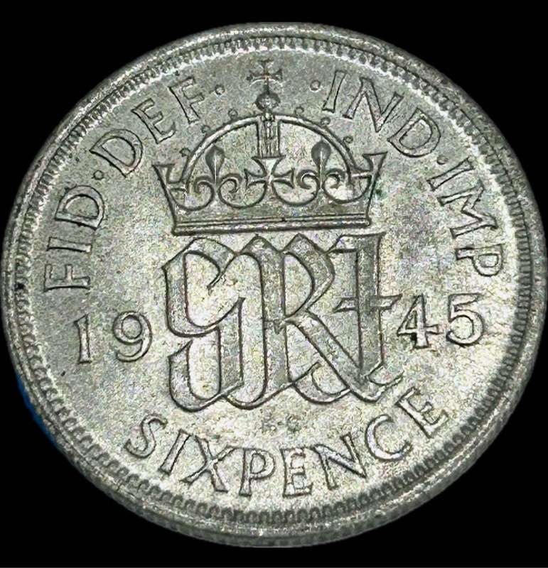 1945 SILVER BRITISH SIX PENCE A/U