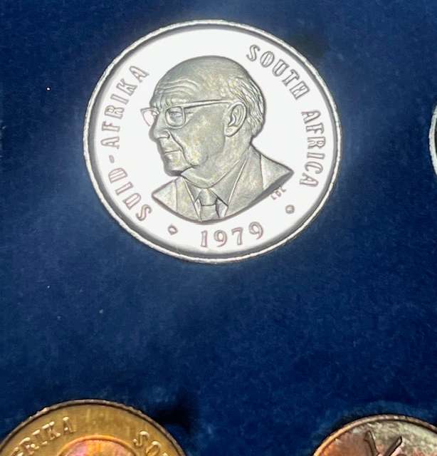 1979 SA Proof Set Original SA Mint box LOW!! Mintage only 5000 minted( Pres. Diederichs coin set)
