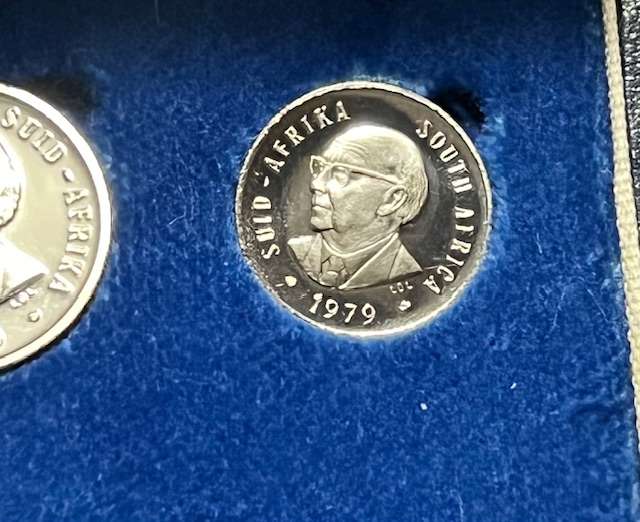 1979 SA Proof Set Original SA Mint box LOW!! Mintage only 5000 minted( Pres. Diederichs coin set)