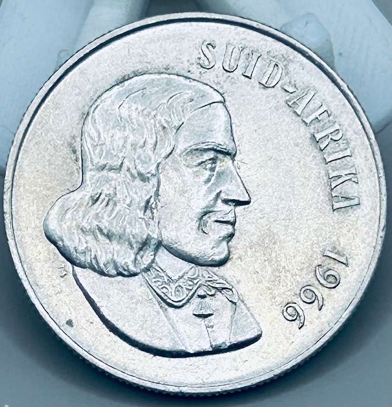 1966 SILVER R1 TAGGED EAR VARIETY SCARES IN THIS CONDITION  HERNS 600 KNOWN TAGGED EAR MINTED