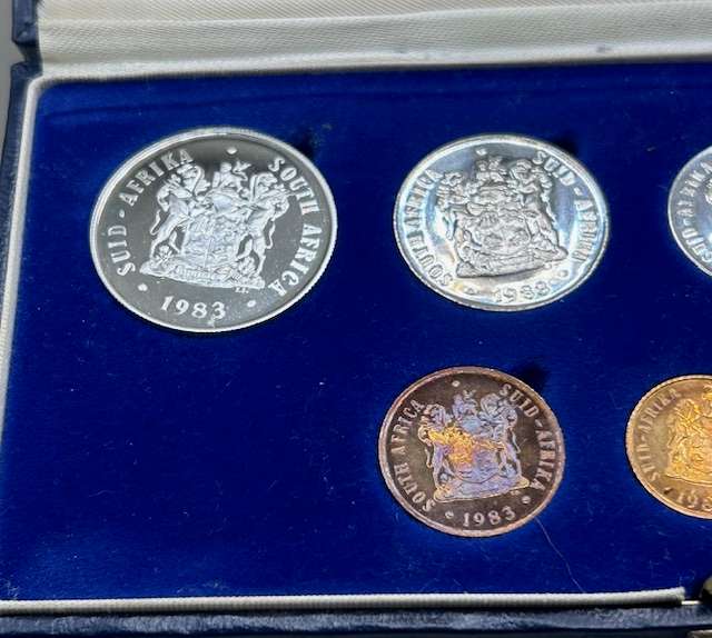 1983 PROOF SET IN ORIGINAL SA MINT BOX - LOW MINTAGE 6835  SEE IMAGES A BEAUTY