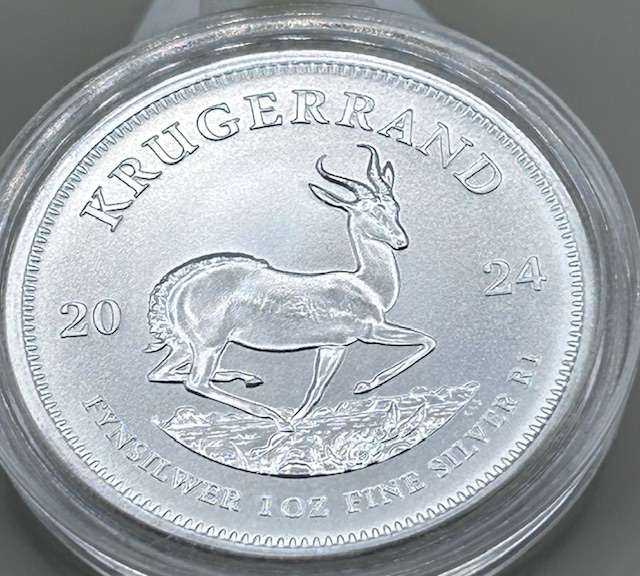 2024 SILVER 1 TROY OZ (31,10 GRAMS) KRUGERRAND IN A CAPSULED AND LEATHER COIN HOLDER GRADE QUALITY