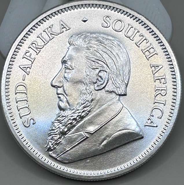 2024 SILVER 1 TROY OZ (31,10 GRAMS) KRUGERRAND IN A CAPSULED AND LEATHER COIN HOLDER GRADE QUALITY