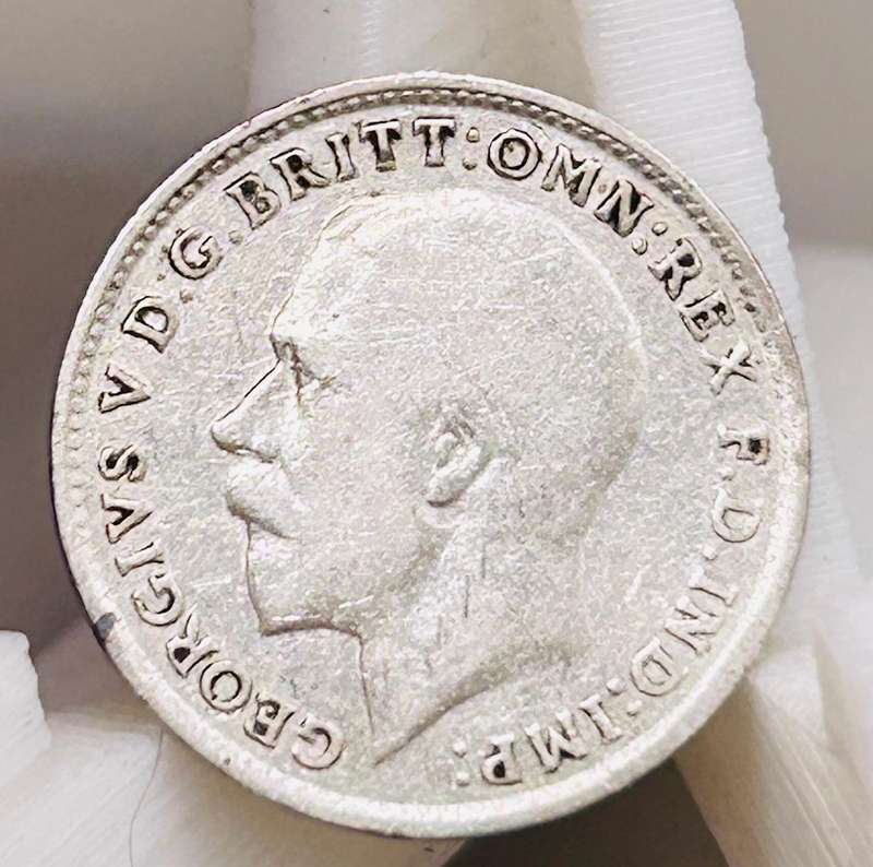 1918 BRITISH SILVER THREE PENCE