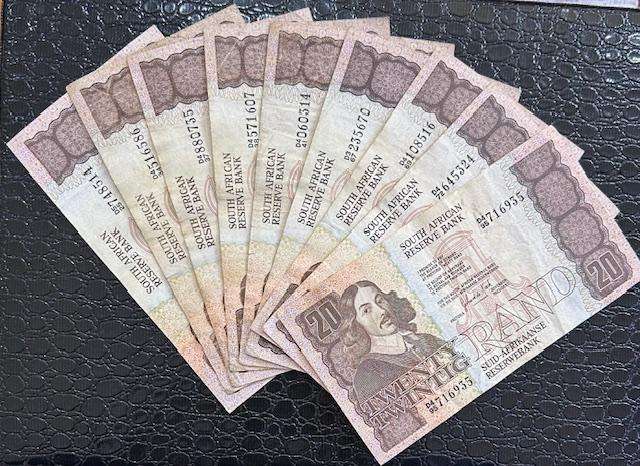 NINE (9) GERHARD DE KOCK TWENTY RAND NOTES D - PREFIX