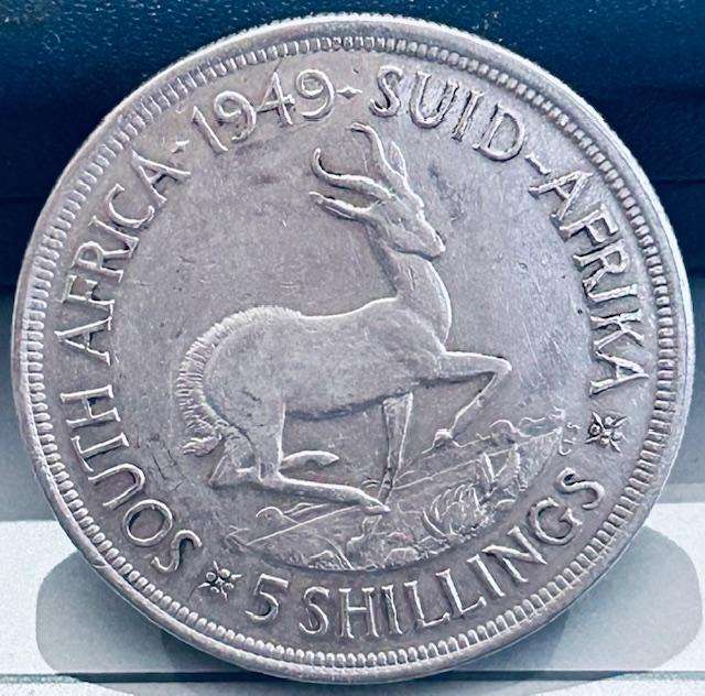 1949 CROWN (80%) LOW MINTAGE COIN HIGHLY SOUGHT AFTER
