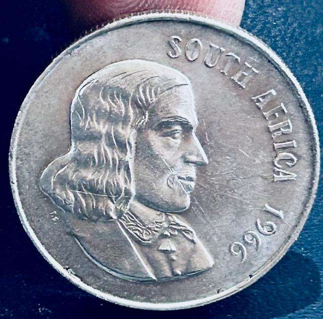 1966 ONE RAND ENGLISH LEGEND (80%) silver