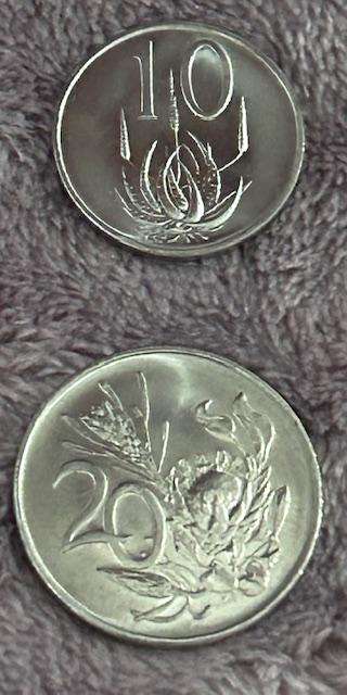 1972 UNCIRCULATED 10 and 20 cent COMBO SPOTLESS COINS