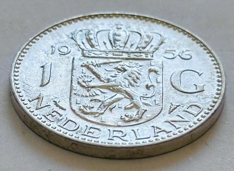 1956 NEDERLAND 1 GULDEN  SILVER COIN FULL DETAIL NOT REGULARLY SEEN