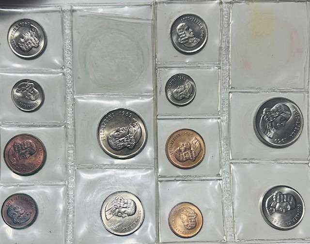 1969 English + Afrikaans South Africa (UNC) Mint Packs Set ( No Silver R1) **Mintage ONLY 20,000