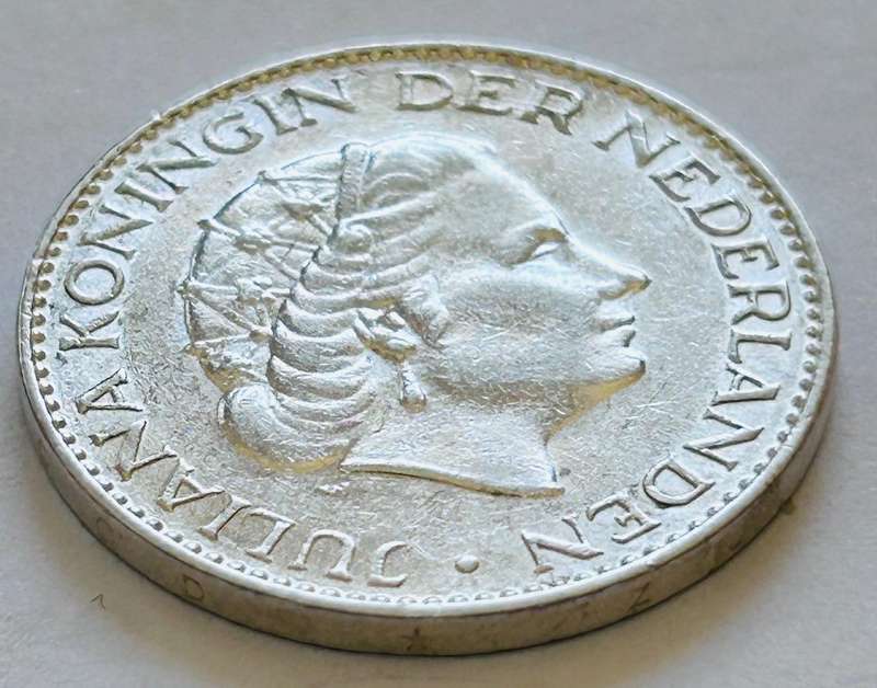 1956 NEDERLAND 1 GULDEN  SILVER COIN FULL DETAIL NOT REGULARLY SEEN