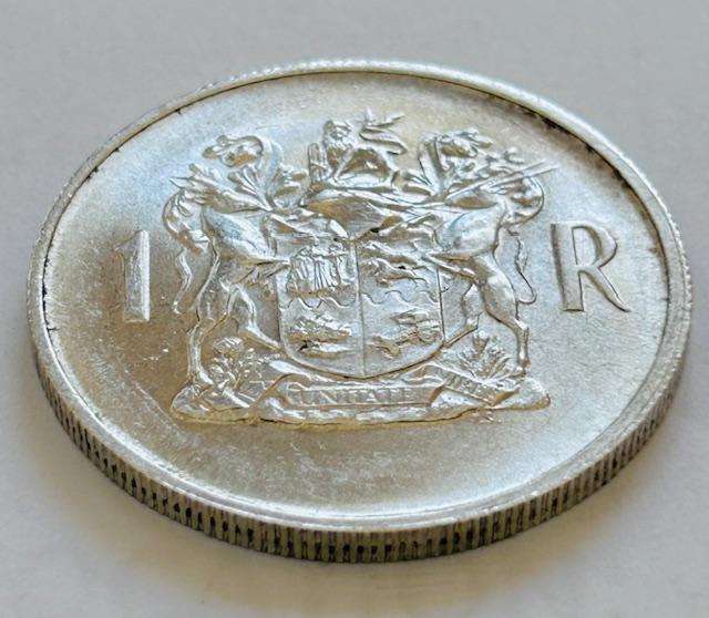 1969 SILVER English R1 COIN