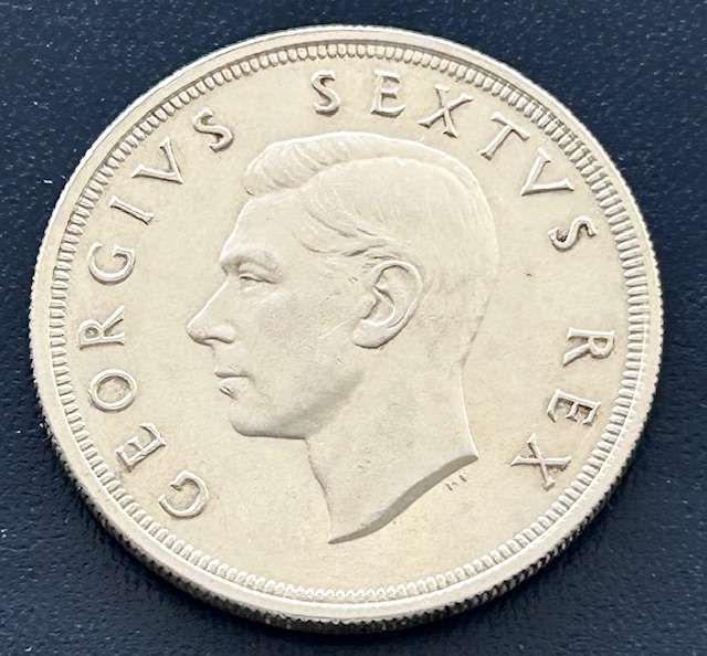 1948 SA Union 5 Shilling 80% Silver Full Detail Beautifull Coin