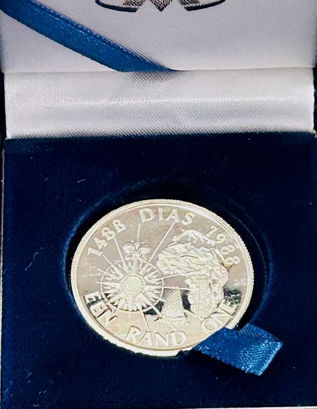 1988 R1 SILVER PROOF DIAS COMMEMORATIVE COIN IN SA MINT BOX