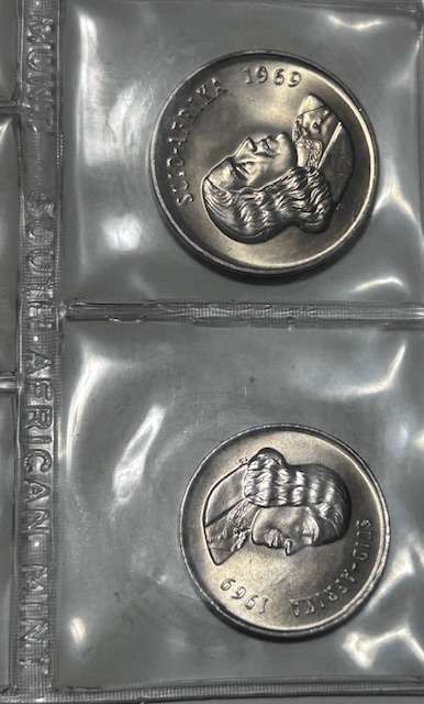 1969 English + Afrikaans South Africa (UNC) Mint Packs Set ( No Silver R1) **Mintage ONLY 20,000