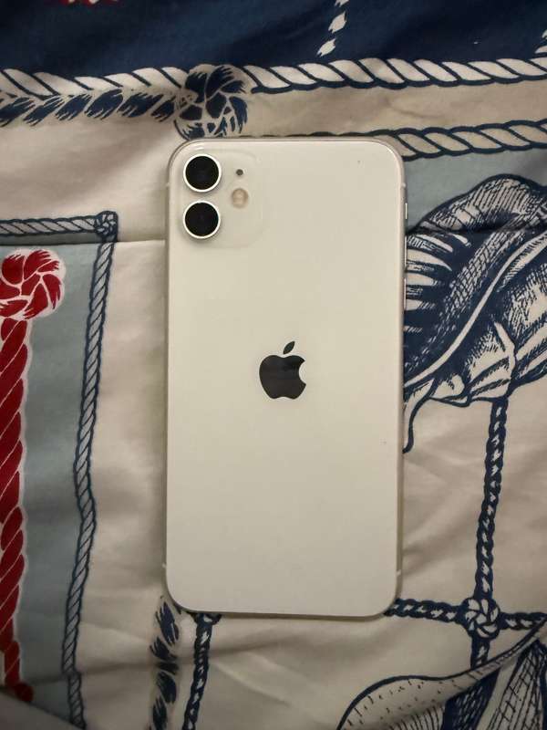 iPhone 11