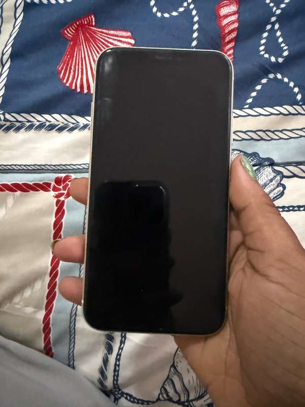 iPhone 11