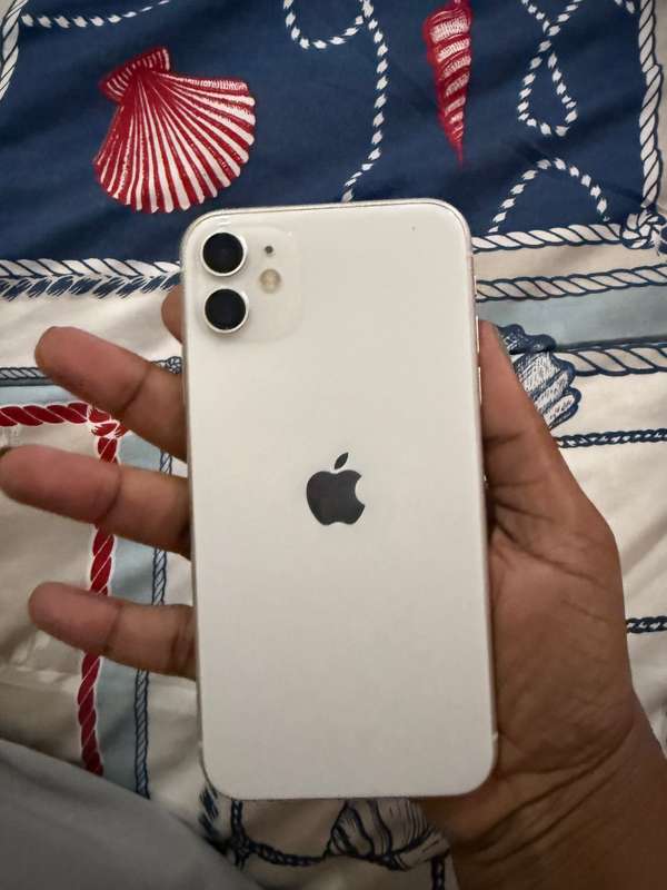 iPhone 11
