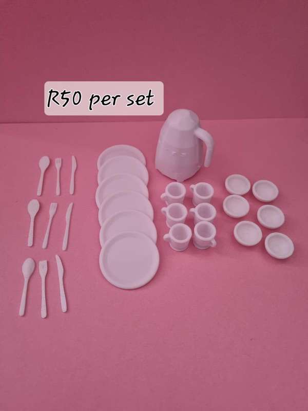 dollhouse accessories