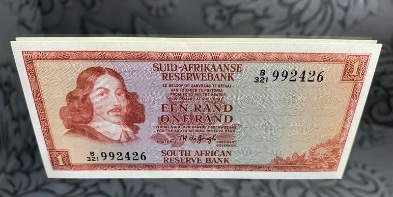 TW de Jongh - One Rand