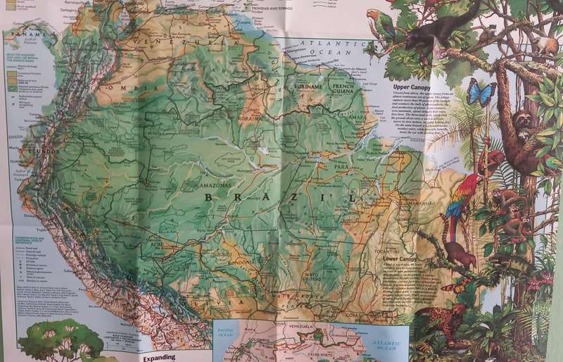 1992 Folded Wall Map of South America Published By National Geographic 51cmx71cm