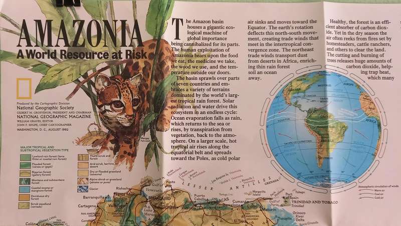 1992 Folded Wall Map of South America Published By National Geographic 51cmx71cm