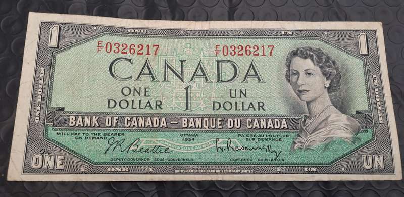 1954  Canada  1 Dollar - Elizabeth II without devil's face