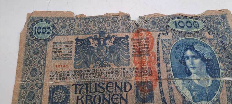 1919  Austria 1000 Kronen -Large Note -see condition