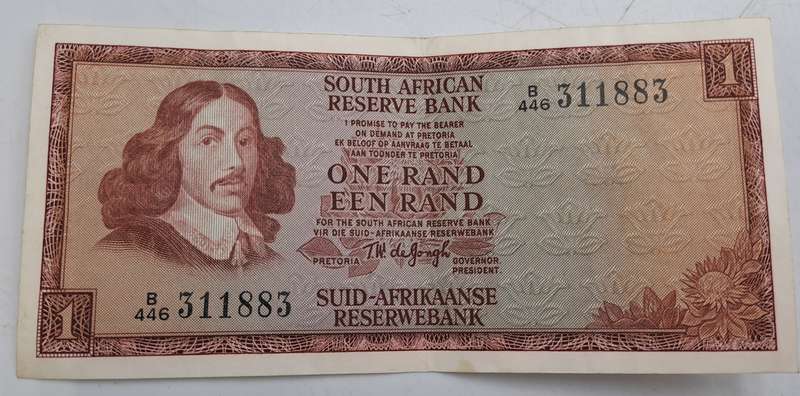 1975 South Africa 1 Rand Bank Note -T.W  de Jongh 3rd Issue -
