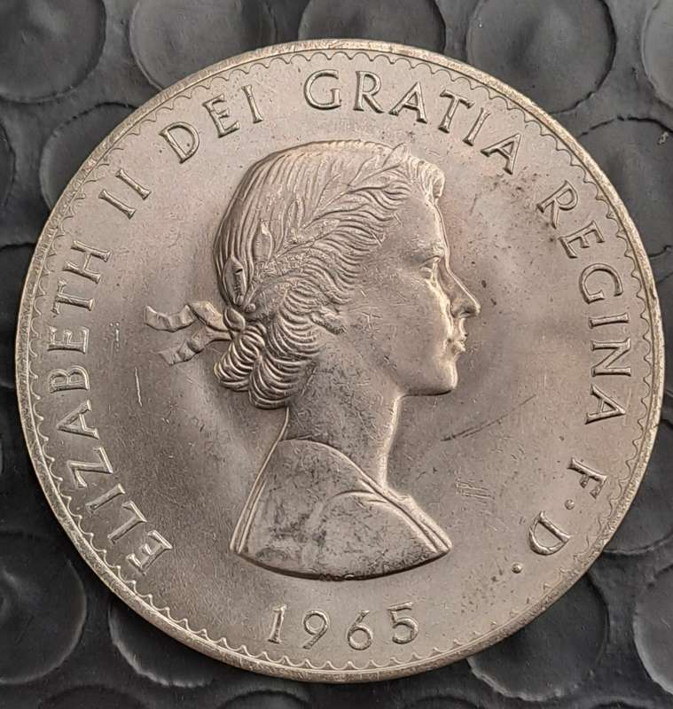 1965  United Kingdom  1 Crown - Elizabeth II Churchill