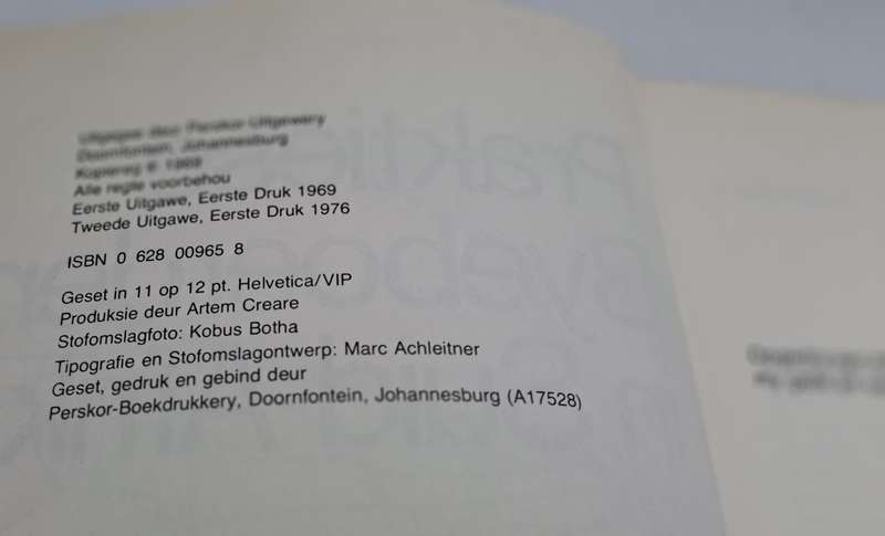 Pre-Owned : Praktiese Byeboerdery in Suid Afrika-GP Beyleveld ISBN 0 628 00965 8 (Bee keeping)
