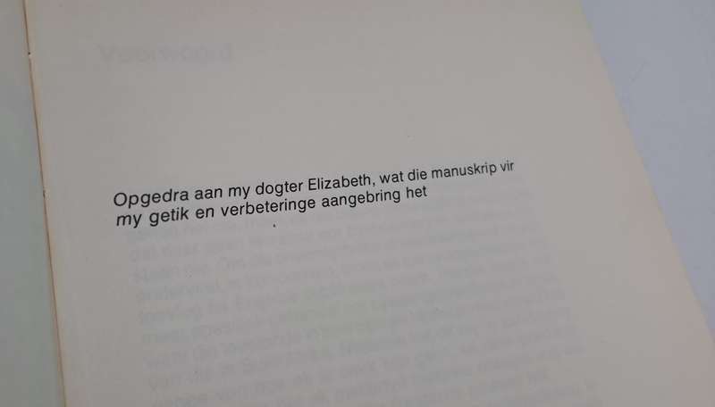 Pre-Owned : Praktiese Byeboerdery in Suid Afrika-GP Beyleveld ISBN 0 628 00965 8 (Bee keeping)