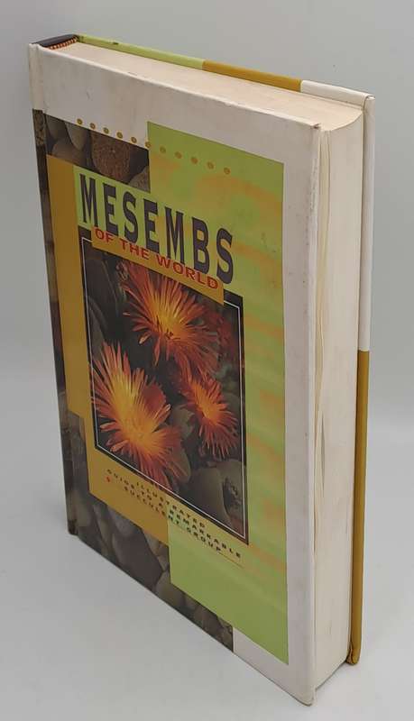 Pre-Owned : Mesembs of the World Illustrated Guide to a Remarkable Succulent Group-1st edition 1998